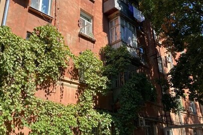 1/3 частина квартири, загальна площа (кв.м): 54,0, житлова площа (кв.м): 32,0, за адресою: Одеська обл., м. Одеса, вул. Середньофонтанська, буд. 32, кв. 68