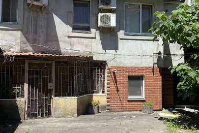 Нежитлове приміщення № 14 з усіма змінами та поліпшеннями за адресою: Одеська область, м. Одеса, площа Соборна, будинок 14 (РНОНМ: 1444539151101)