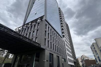 Група нежитлових приміщень загальною площею 156.9 кв.м за адресою: м. Київ, вулиця Стуса Василя, будинок 35-А, приміщення 11-01, РНОНМ: 2738384980000