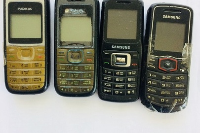 Мобільний телефон Samsung-2 шт., Nokia-2шт.