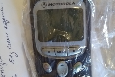 Мобільний телефон Motorola- 1шт.