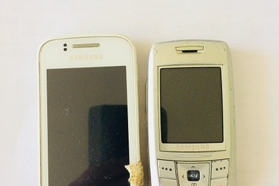 Мобільний телефон Samsung-2шт.