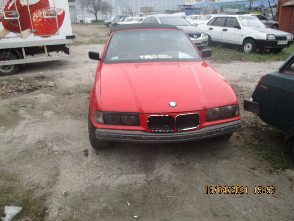 Легковий автомобіль BMW 318, тимчасовий реєстраційний номер KRA55737, 1996 року випуску, червоного кольору, номер кузову WBABH31070EH18892