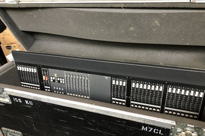 Цифровий мікшерний пульт «Yamaha Digital Mixing Console M7CL-48», бувший у використанні - 1 шт.