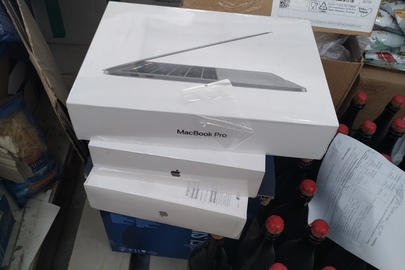 Ноутбуки "MacBook Pro 13-Inch", модель № A2159, торгівельної марки "Apple" - 3 шт.