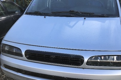 Легковий автомобіль марки «FIAT», моделі «SCUDO», номер кузова № ZFA22000086053387, рік виготовлення 2003, тип двигуна дизель, об`єм двигуна 1997 см3, колір білий, державний реєстраційний номерний знак Чеської Республіки 4SP1014