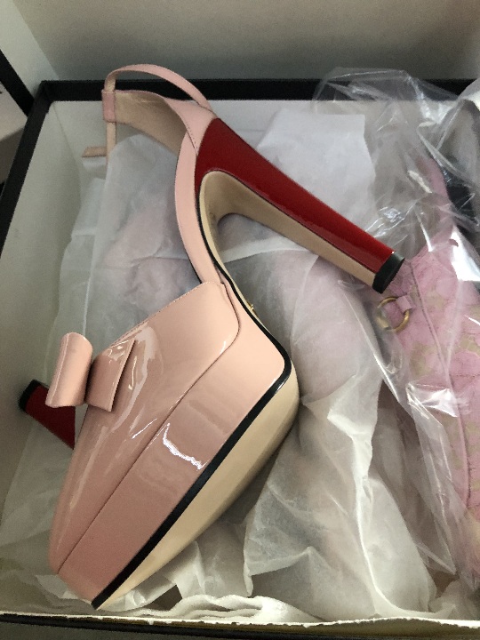 Взуття жіноче, рожевого кольору, з натуральної шкіри, арт. 549628, торгівельної марки «GUCCI», країна виробництва - Італія, 1 пара