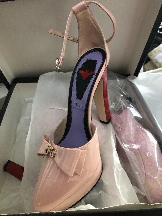 Взуття жіноче рожевого кольору, з натуральної шкіри, арт. 549666 ТМ «GUCCI», виробництва - Італія, 1 пара