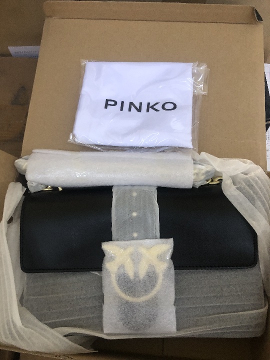 Сумки жіночі, чорного кольору, торгівельної марки «PINKO», артикул - 1P21SXXY5FF, країна виробництва Італія, нові, 2 шт.