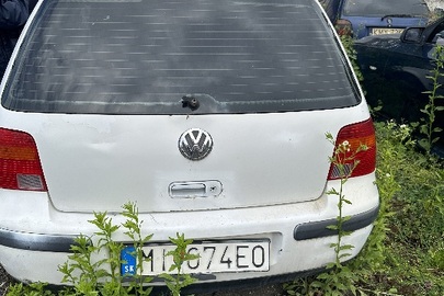 Легковий автомобіль марки «Volkswagen», модель «Golf», номер кузова WVWZZZ1JZXB143029, реєстраційний номерний знак Словаччини МІ074ЕО, колір - білий, рік виготовлення - 1999