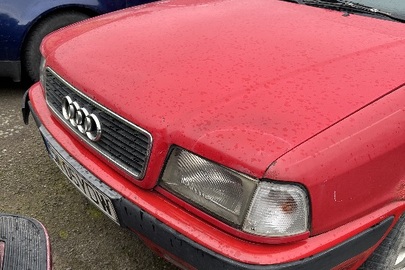 Легковий автомобіль марки “Audi”, модель «80», номер кузова WAUZZZ8CZNA081688, реєстраційний номерний знак Румунії SM05YDW, 1992 року виготовлення, колір - червоний