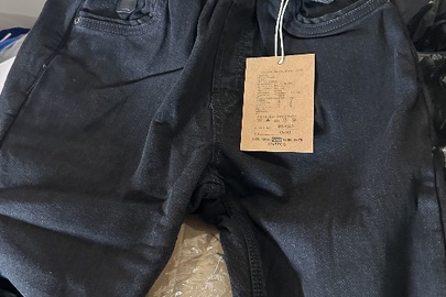 Штани дитячі, різних розмірів та кольорів, торгівельної марки «S&D JEANS», нові, загальна кількість 15 шт. та  штани дитячі, різних розмірів та кольорів, торгівельної марки «TAURUS», нові, загальна кількість 30 шт.