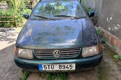 Легковий автомобіль марки «Volkswagen», моделі «POLO», державний номерний знак Чеської Республіки 5T08945, номер кузова WVWZZZ6NZWY223576, колір зелений, 1998 року виготовлення