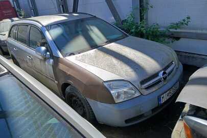 Легковий автомобіль марки «OPEL», модель «VECTRA», номер кузова W0L0ZCF3541053613, рік виготовлення 2004, колір сірий, реєстраційний номерний знак Словаччини MI539EI