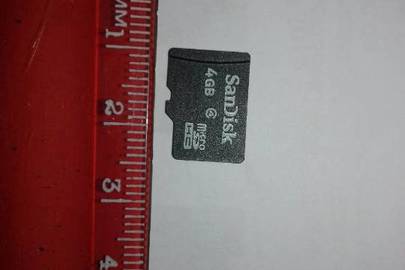 Карта пам'яті "SanDisk" 4GB micro SD, чорного кольору