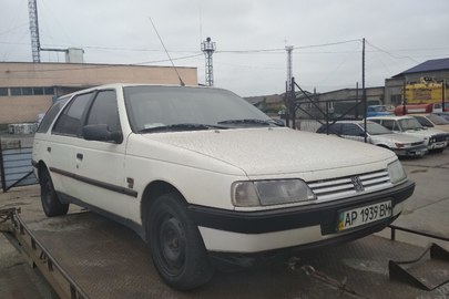Легковий автомобіль PEUGEOT 405, державний номер АР1939ВМ, білого кольору, 1990 року випуску, кузов №VF315EBD270124397
