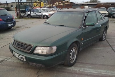 1/2 частина легкового автомобіля AUDI А 6, державний номер 01763НЕ, 1997 року випуску, зеленого кольору, кузов №WAUZZZ4AZTN091817