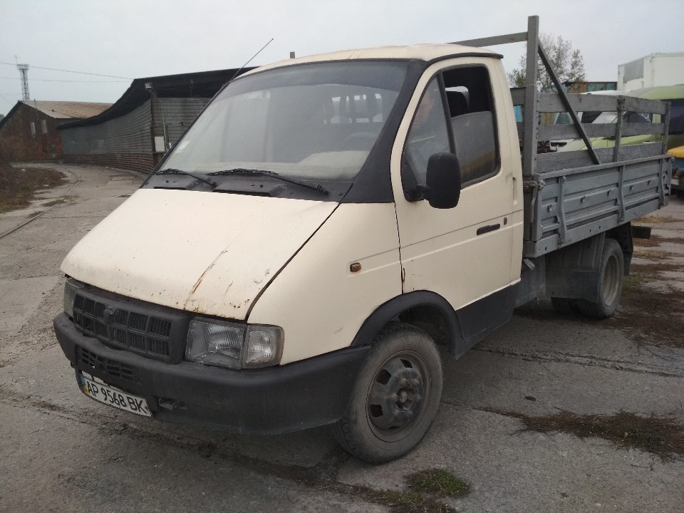 Вантажний, малотонажний, бортовий, тентований ГАЗ 33021 ЗНГ, державний номер АР9568ВК, 2000 року випуску, бежевого кольору, кузов (шасі) №330200Y0054258 (Y6C330210Y0001451)