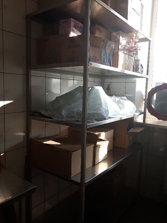 Стійка металева під посуд