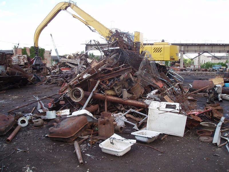 Брухт лому чорних металів вагою 2520,54 кг