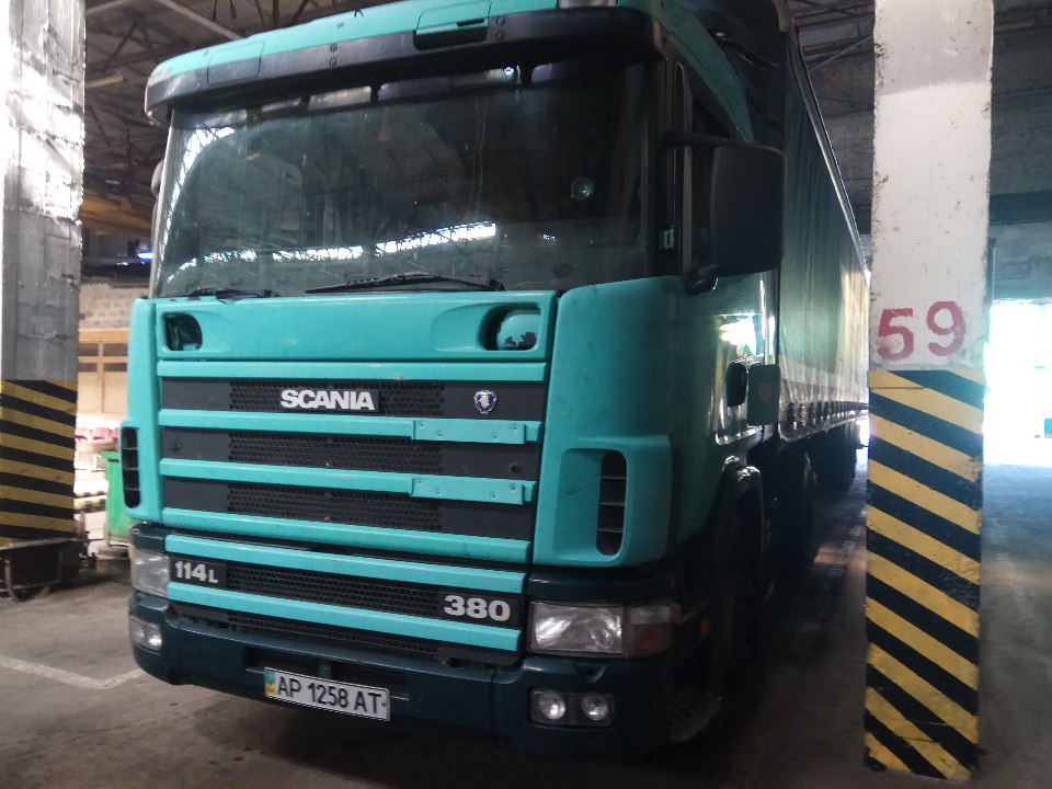 Вантажний сідловий тягач SKANIA A1N42X35CB, державний номер АР1258АТ, 2001 року випуску, зеленого кольору, шасі №VLUR4X20009063542