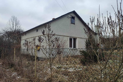 Житловий будинок, загальною площею 74,2 кв.м та земельна ділянка, загальною площею 0.25 га, кадастровий номер 4622755600:03:004:0023, що знаходяться за адресою: Львівська обл., Львівський р-н, с. Костеїв, вул. Колгоспна, 62