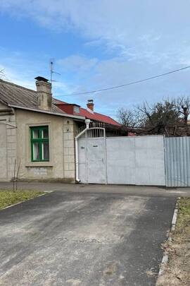 763/1000 частини будинку, який розташований за адресою: Одеська обл., м. Одеса, вул. Івана Фунтового (кол. Бабаджаняна та Рекордна), №3, реєстраційний номер майна - 22032322