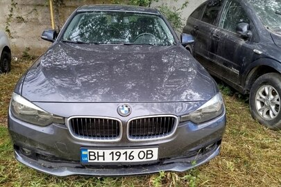 Транспортний засіб марки BMW, моделі - 3 Series, шасі (кузов, рама) – WBA8E5G38HNU44448, 2017 року випуску, тип – загальний легковий седан, колір – сірий, державний номер ВН1916ОВ