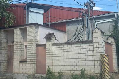 Торгівельно-складське приміщення загальною площею - 12,8 кв.м. та земельна ділянка загальною площею – 0,0019 га з КН - 5123755800:02:003:0426, які розташовані за адресою: Одеська обл., Одеський р., с. Лиманка (кол. с. Мізікевича), вул. Молодіжна, б. 32