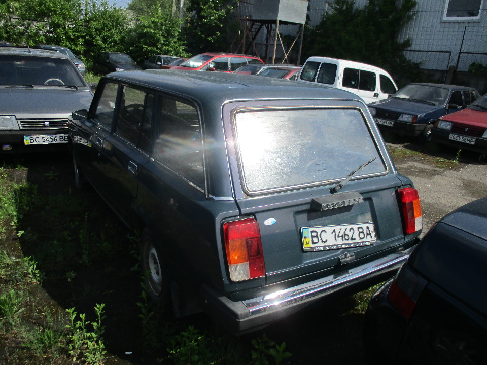 Транспортний засіб марки ВАЗ 21043-20, №куз. XWK21041060006610, зеленого кольору, 2006 року випуску, днз ВС1462ВА