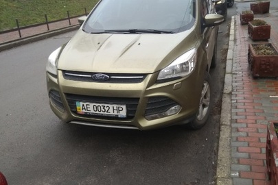 Автомобіль легковий марки FORD, моделі KUGA, 2015 р.в, державний номерний знак АЕ0032НР, VIN: WF0AXXWPMAFY64494