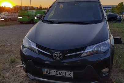 Автомобіль марки TOYOTA, моделі RAV 4, 2013 року випуску, VIN № JTMDAREV30D035549, реєстраційний номер AE1062HK