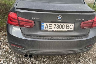 Автомобіль легковий марки BMW модель 328XI, 2016 р.в., сірого кольору, номер кузова: WBA8E3C57GK503761, номер державної реєстрації АЕ7800ВС