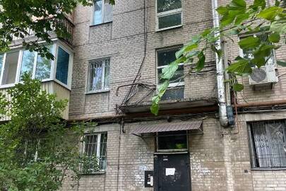 1/2 частини квартири загальною площею 58.9 кв.м., адреса: Дніпропетровська область, м. Дніпро, вул. Різнична, буд.9, кв.41