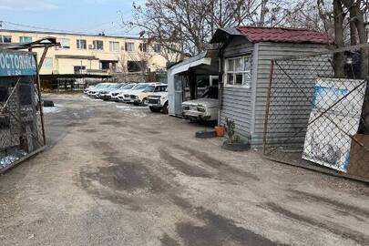 Будівля автостоянки, загальна площа 4.2 кв.м., реєстраційний номер об'єкта нерухомого майна:3128667112020, за адресою: Дніпропетровська обл., м. Дніпро, вул. Любарського, 93Б