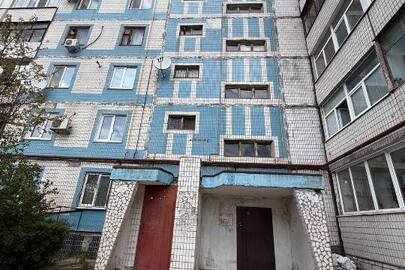 Двокімнатна квартира загальною площею 56,6 кв.м., адреса: Дніпропетровська обл., м. Кам'янське, пр-т. Івана Мазепи (Дружби Народів) буд. 61а, кв.53