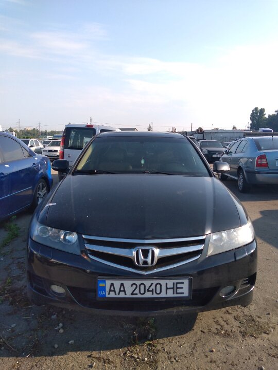 Транспортний засіб Honda Accord, 2008 року випуску, VIN/Номер шасі (кузова, рами): JHMCL96808C213981, ДНЗ: АА2040НЕ