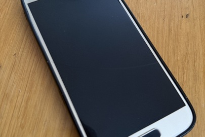 Конфісковане майно за рішенням суду: мобільний телефон "Samsung Galaxy S7", б/в