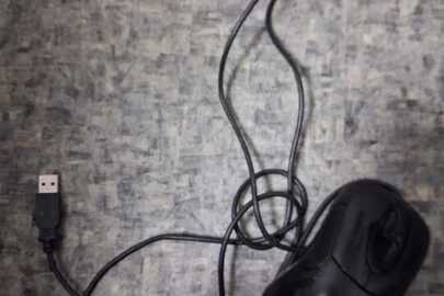 Мишка провідна оптична чорного кольору, робочий стан не перевірявся, бувша у користуванні