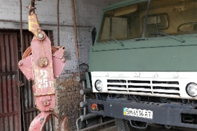 КС 5579 на базі КАМАЗ 53213 (автокран-Е), колір зелений, реєстраційний номер ВМ6536АТ, 1997 року випуску, шасі №ХТС532130V2093021
