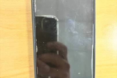 Конфісковане майно за рішенням суду: мобільний телефон марки "Pixel 7a" сірого кольору, IMEI 1: 355291531793780, ІМЕІ 2: 355291531793798, б/в