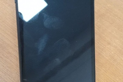 Мобільний телефон марки "Huawei"