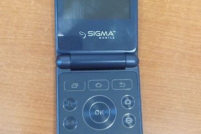 Мобільний телефон марки "Sigma"