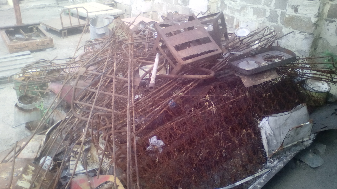 Брухт чорного металу вагою 516 кг