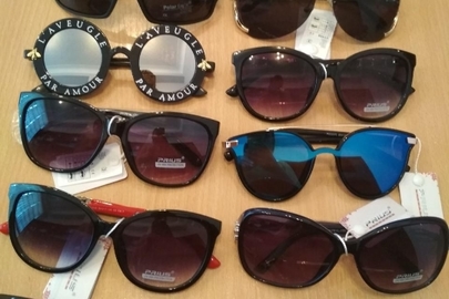 Жіночі окуляри проти сонця, нові, без пошкоджень: 12 штук