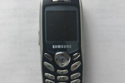 Мобільний телефон: Samsung —1 шт. (б\в)