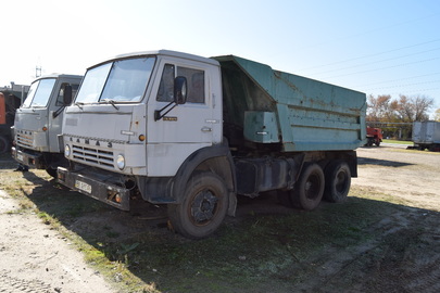 Вантажний автомобіль: КАМАЗ 55111 (самоскид), 1990 р.в., ДНЗ: ВВ0693АІ, сірого кольору, номер кузова (шасі, рами): ХТС551110L0045027