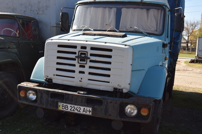 Вантажний автомобіль: ЗИЛ 433360 (бортовий), 1995 р.в., ДНЗ: ВВ2242АН, синього кольору, номер кузова (шасі, рами): XTZ433360S3418047