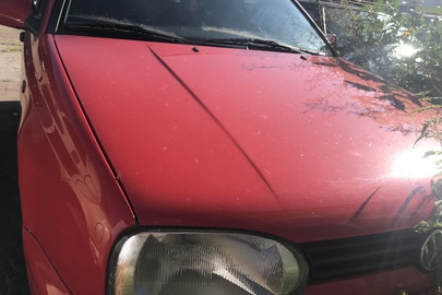 Автомобіль VW Golf, 1996 року випуску, червоного кольору, д.н.з. КВО 264  VIN 3VW1931HLTM320214