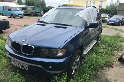 Автомобіль  BMW Х5, синього кольору, 2003 року випуску,  д.н.з LCH37465, VIN WBAFA71010LU84027
